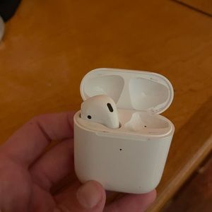 Apple AirPods